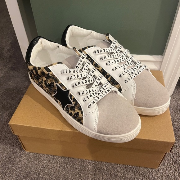 Steve Madden Amalfi Leopard Sneakers 9.5 NWT - Picture 3 of 6